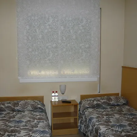 Bestprice Stadium Guest house Barcelona