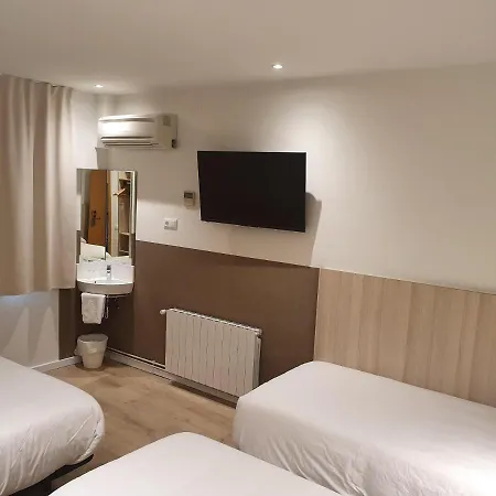 Bestprice Stadium Guest house *